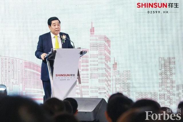 地产服务集团：引领未来居住与投资的新纪元